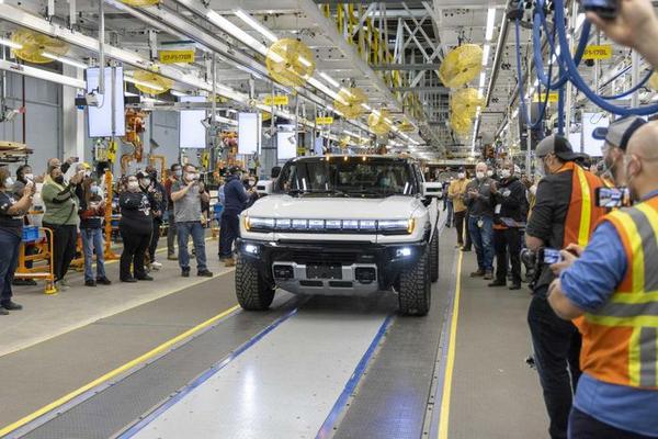 GMC Hummer EV sẽ tạm dừng sản xuất đến cuối năm 2022