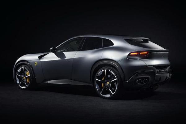 SUV 4 chỗ và 4 cửa đầu tiên của Ferrari chính thức ra mắt