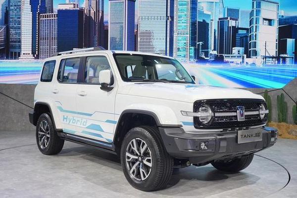 SUV Trung Quốc TANK 300 ra mắt với ngoại hình giống Ford Bronco