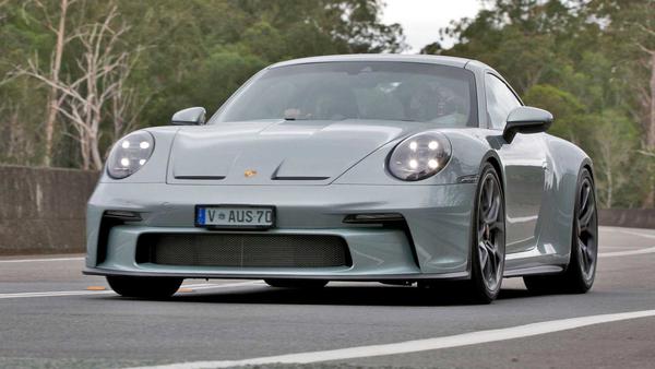 Porsche 911 GT3 Touring phiên bản kỷ niệm 70 năm ra mắt tại Australia