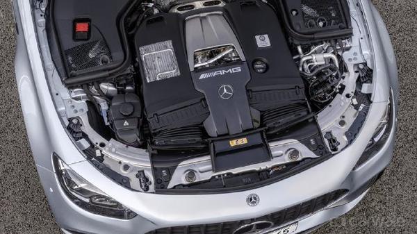 Mercedes-AMG E63 S ra mắt, sử dụng động cơ tăng áp kép V8 4.0 lít đối đầu BMW M5