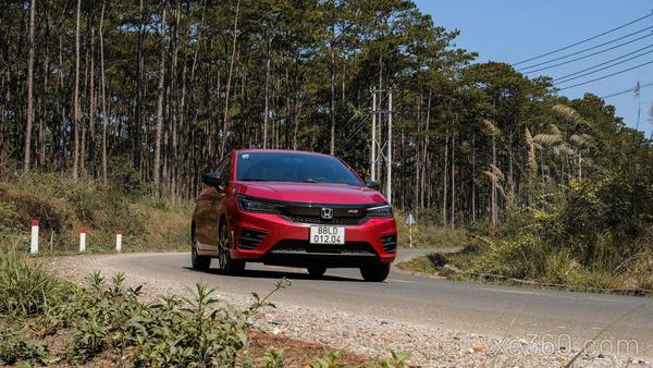 Honda HR-V ưu đãi "khủng" lên đến 170 triệu đồng cho khách mua bản L