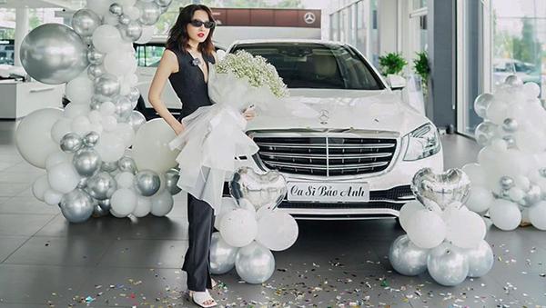Ca sĩ Bảo Anh gia nhập hội xe sang với Mercedes-Benz S450