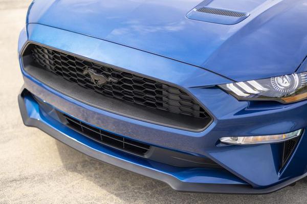 Ford Mustang 2022 được bổ sung phiên bản California Special