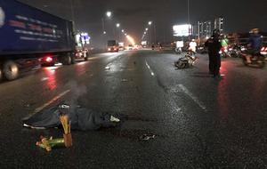 Cán chết người tại cầu Đồng Nai, ô tô bỏ trốn chưa rõ tung tích