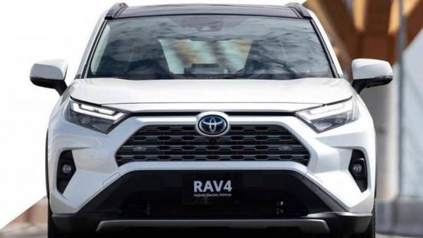Toyota RAV4 2022 ra mắt tại Philippines với giá 957 triệu đồng