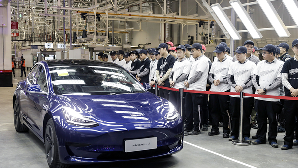 Tesla tiếp tục triệu hồi hơn 14.000 xe tại Trung Quốc do lỗi phần mềm