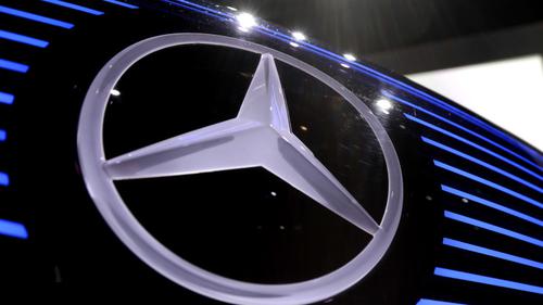 "Ông lớn" của Mercedes-Benz bị phạt tới 30 triệu USD vì xử lý thu hồi chậm trễ