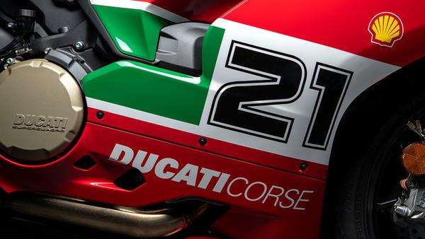 Đại gia Minh Nhựa tậu tiếp Ducati Panigale V2 phiên bản đặc biệt giá khoảng 1 tỷ đồng