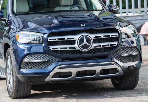 Chi tiết về Mercedes-Benz GLS 2021 bản nhập tư với cấu hình 6 chỗ ngồi