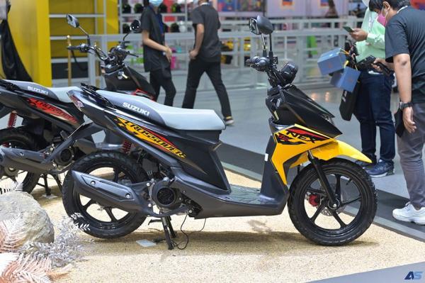 Xe ga Suzuki Nex Crossover 2022 mang phong cách phượt ra mắt tại Thái Lan