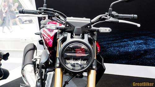 Honda CBR300R 2021 đối thủ mới của dòng xe Yamaha R3