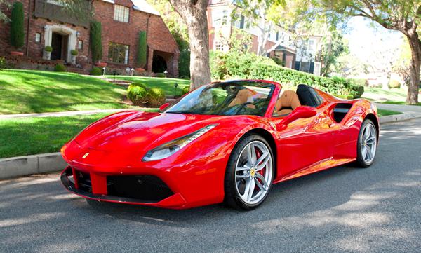10.000 chiếc siêu xe Ferrari bị triệu hồi do lỗi rò rỉ dầu phanh