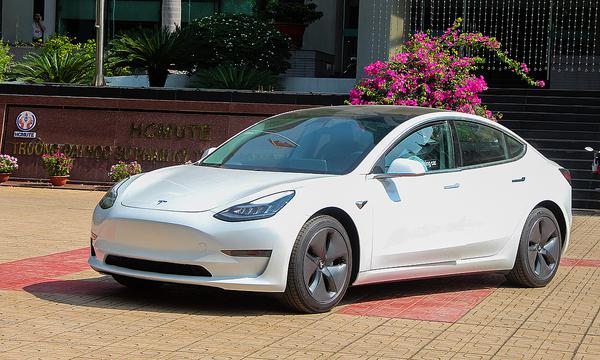 Tesla lập kỷ lục doanh số, tăng hơn gấp đôi so với cùng kỳ năm ngoái