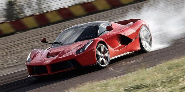Hơn 23.000 chiếc siêu xe Ferrari bị triệu hồi vì nguy cơ mất phanh
