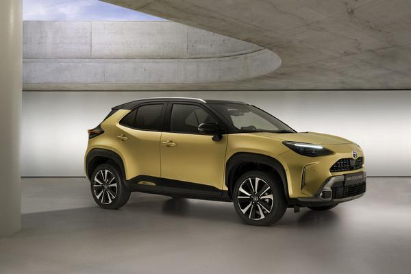 Toyota Yaris Cross bổ sung phiên bản mới Adventure với ngoại hình hầm hố, khỏe khoắn