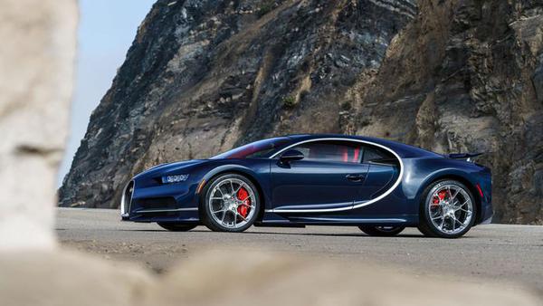 Siêu xe Bugatti Chiron bị triệu hồi vì lỗi ốc vít
