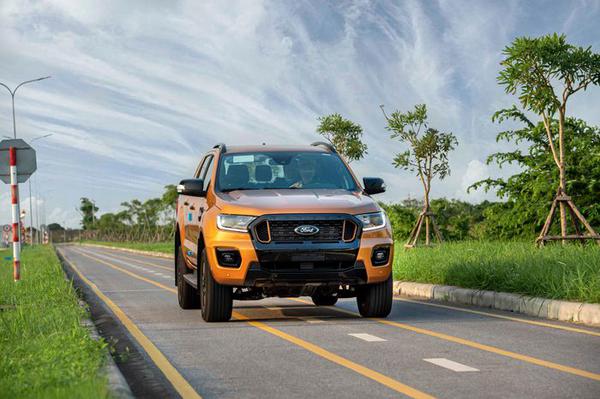 Ford Ranger 2021 chính thức ra mắt bản lắp ráp tại Việt Nam, giá bán không đổi