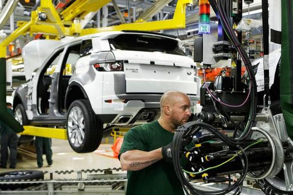 Jaguar Land Rover chuyển đổi nhà máy nhằm lắp ráp xe điện