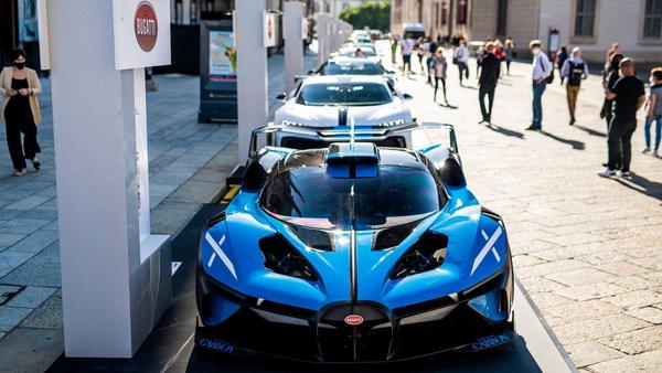 Bugatti Bolide lần đầu xuống phố, dẫn đầu đoàn siêu xe đến Triển lãm ô tô tại Italia