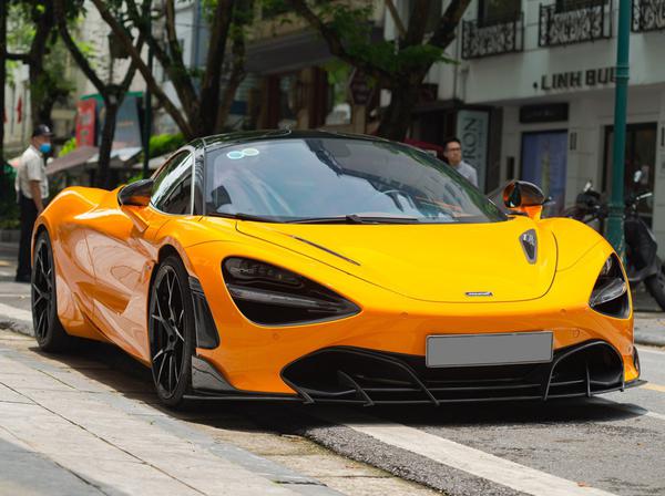 Soi McLaren 720S bản độ TopCar tiền tỷ đầu tiên tại Việt Nam