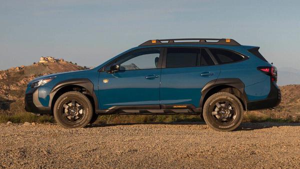 Subaru Outback 2022 công bố giá chính thức với nhiều nâng cấp trang bị
