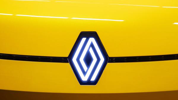 Huy hiệu hình viên kim cương mới của Renault sẽ có trên tất cả các mẫu xe vào năm 2024