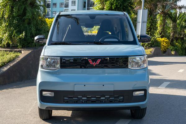 Ô tô điện Wuling Mini EV giá rẻ bất ngờ xuất hiện tại Việt Nam