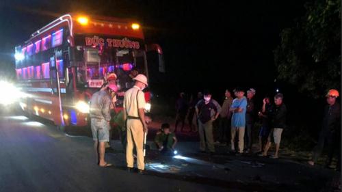 Hai người tử vong trong đêm sau va chạm với xe khách tại Kon Tum