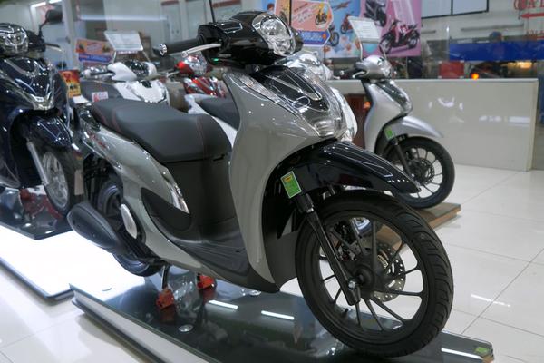 Cận cảnh Honda SH Mode 2023 phiên bản đắt nhất tại Việt Nam
