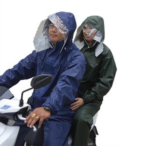 Mẹo an toàn khi di chuyển xe máy mùa mưa bão