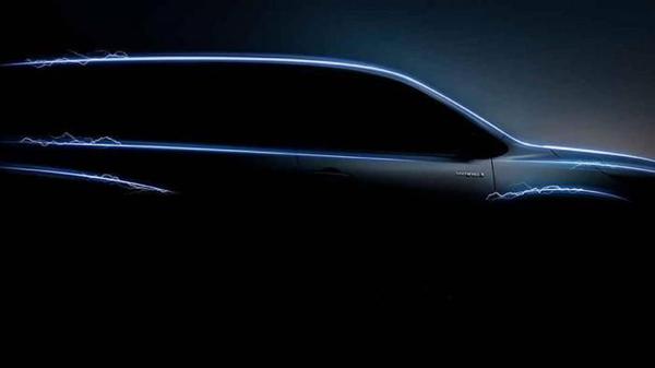Toyota Innova 2023 sắp ra mắt sẽ có bản hybrid