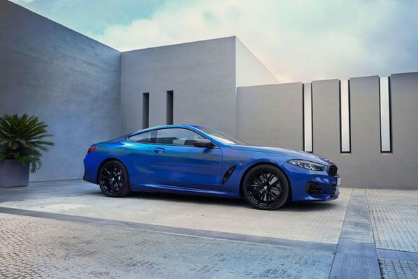 BMW 8-Series 2023 ra mắt, trang bị lưới tản nhiệt có thay đổi mới