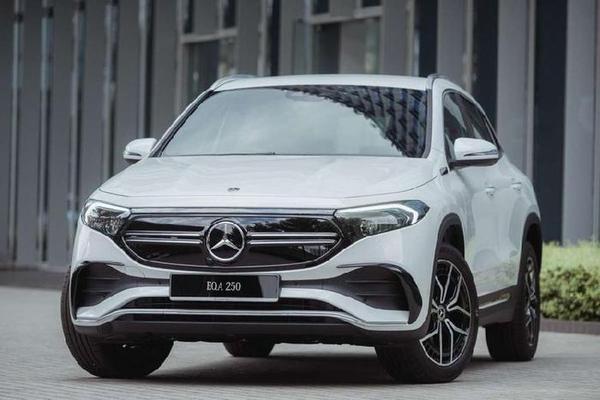 Mercedes-Benz EQA 2022 ra mắt tại Malaysia với giá 1,5 tỷ đồng