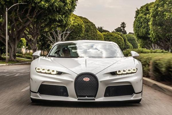 Chiêm ngưỡng siêu xe Bugatti Chiron Super Sport "Le Diamant Blanc" có một không hai