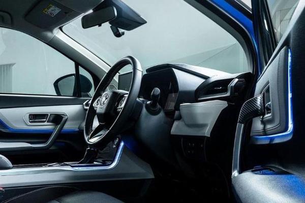 Lộ diện nội thất hoàn toàn mới của Toyota Veloz 2023