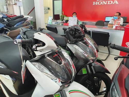 Honda SH đang có giá bán giảm vào tháng cuối cùng của năm