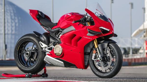 Ducati Panigale V4 phiên bản mới sẽ có giá bán lên đến 731 triệu đồng