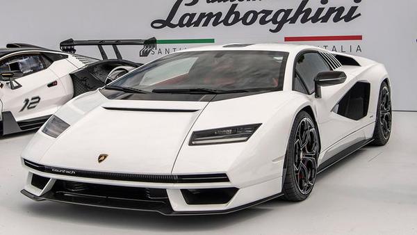 Chiêm ngưỡng dàn xe khủng của Lamborghini tại Triển lãm The Quail 2021