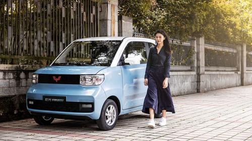 Xe điện mini của Trung Quốc liên tiếp 2 tháng vượt mặt Tesla về doanh số