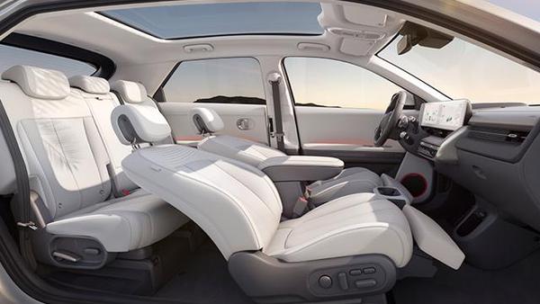 Phiên bản xe điện mới nhất của Hyundai sẽ có ghế rung