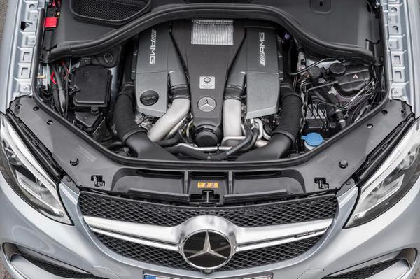 Mercedes vẫn sản xuất ô tô với động cơ V8 trong tương lai