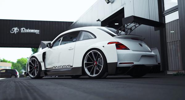 Volkswagen Beetle bản độ thân rộng, lấy cảm hứng từ game đua xe Gran Turismo Sport.