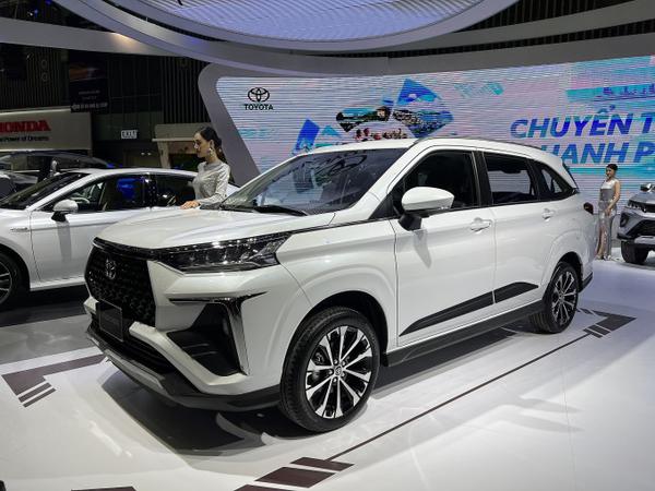 Toyota Veloz bản lắp ráp tại Việt Nam sẽ ra mắt vào tháng 12
