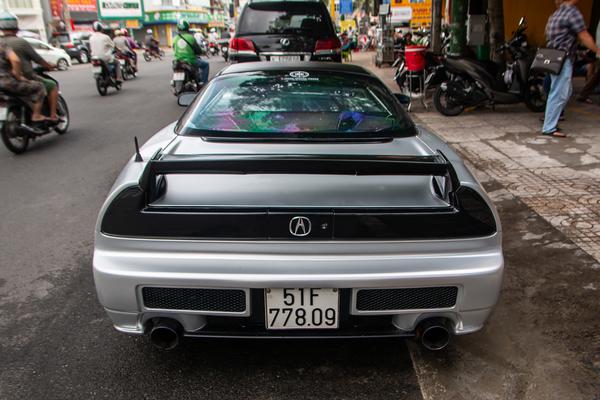 Acura NSX đời 1991 độc nhất Việt Nam "lột xác" với màu xám sang trọng