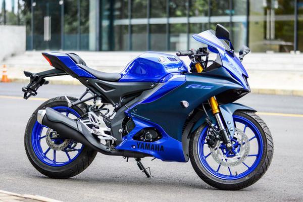 Yamaha YZF-R15 với giá bán 78 triệu đồng có gì khác biệt ?