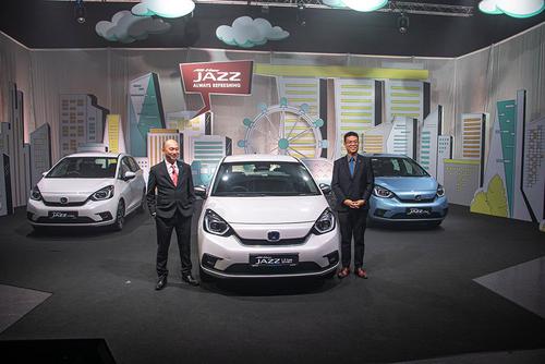 Honda Jazz 2021 ra mắt tại Singapore với 3 phiên bản đi kèm 2 tùy chọn động cơ