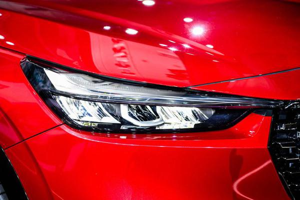 Cận cảnh Honda HR-V 2022 bản RS vừa ra mắt với giá 871 triệu đồng tại Việt Nam
