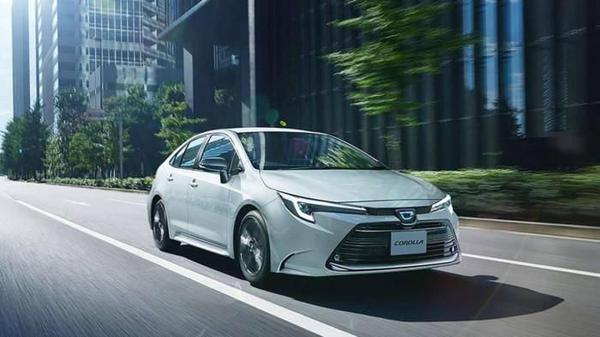 Toyota Corolla 2023 ra mắt được bổ sung tùy chọn động cơ mới, nâng cấp tính năng an toàn