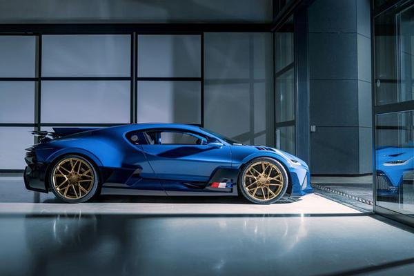 Bugatti Divo cuối cùng đã hoàn tất bàn giao sau 3 năm ra mắt